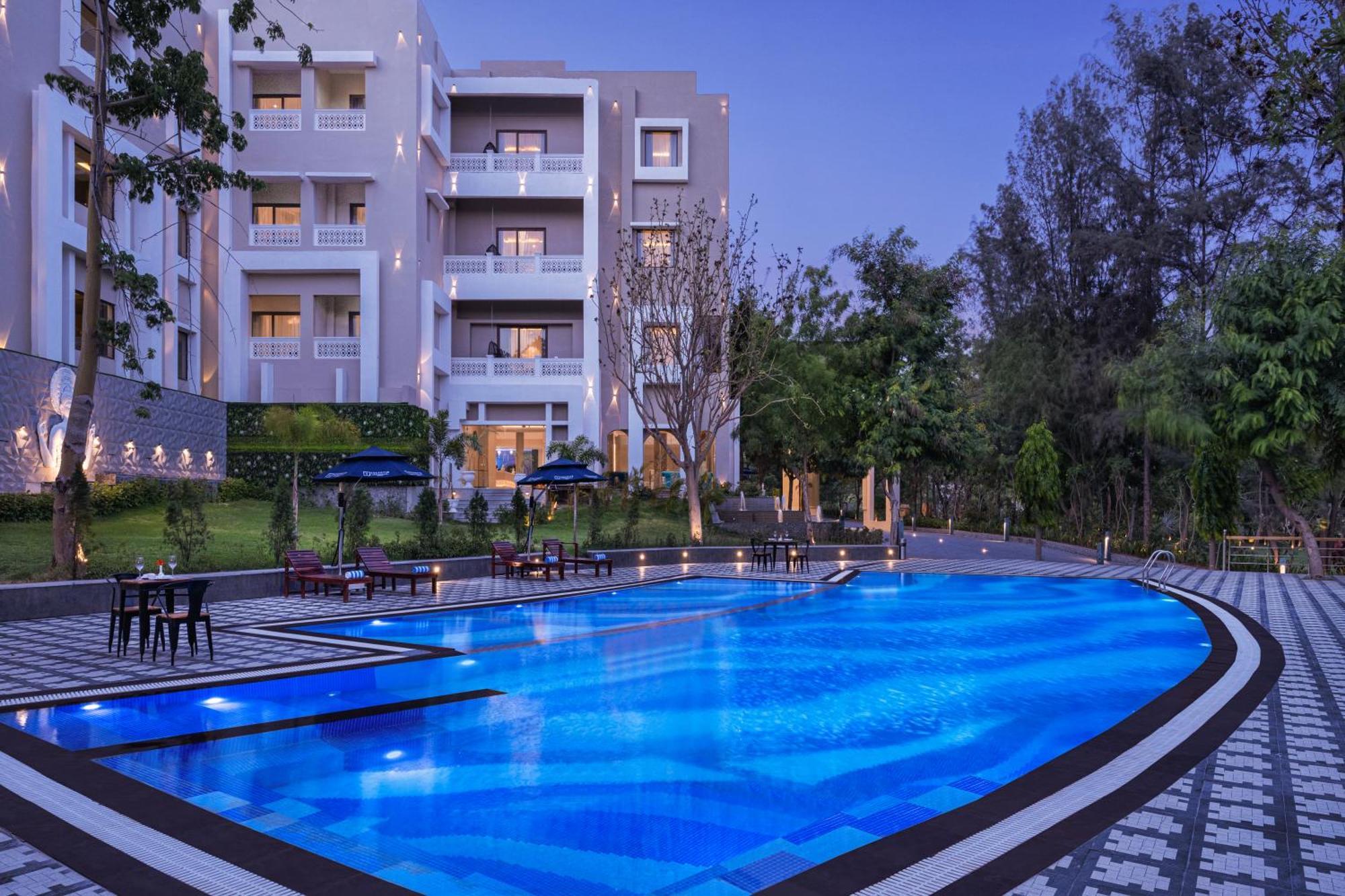 Essentia Luxury Resort & Spa Udaipur Exterior photo